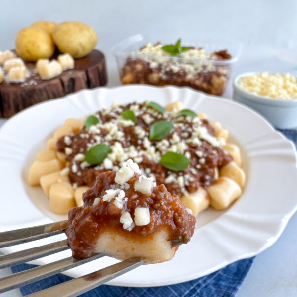 Nhoque de batata a bolonhesa com queijo mussarela  (GF8) - Image 3