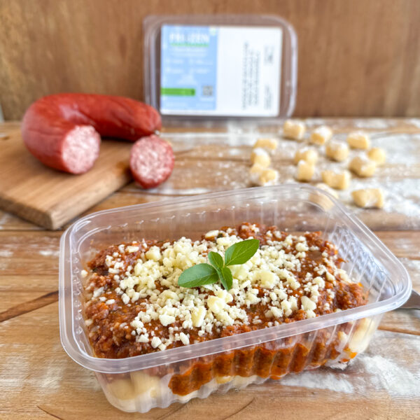 Nhoque de batata ao molho de ragú de linguiça com cerveja preta e queijo (G6) - Image 4