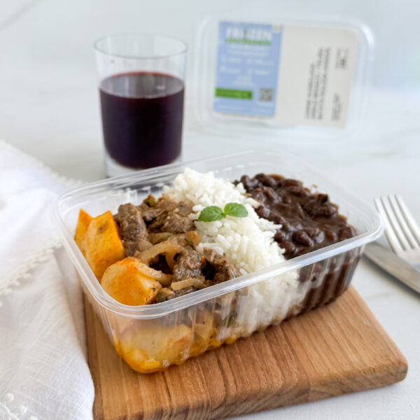 PF Frozen Carne acebolada, Arroz branco, Feijão e batata inglesa assada (GF26) - Image 3
