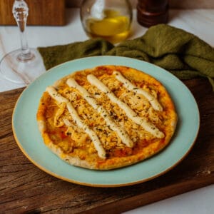 Mini pizza integral frango com requeijão